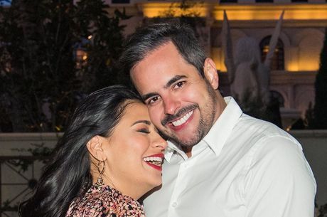 Simone e Kaká Diniz comemoram sete anos juntos - Rádio Vanguarda FM